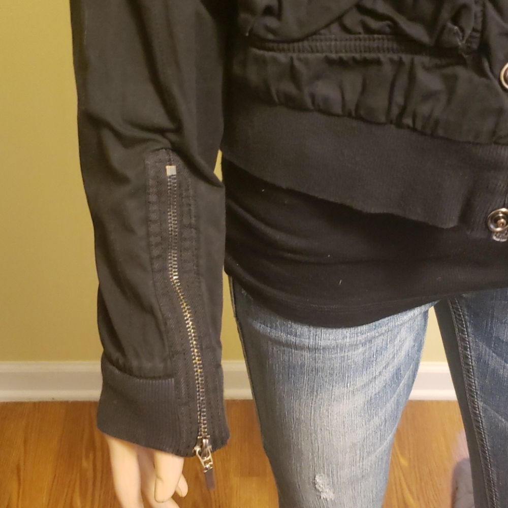 Light Jacket - image 6